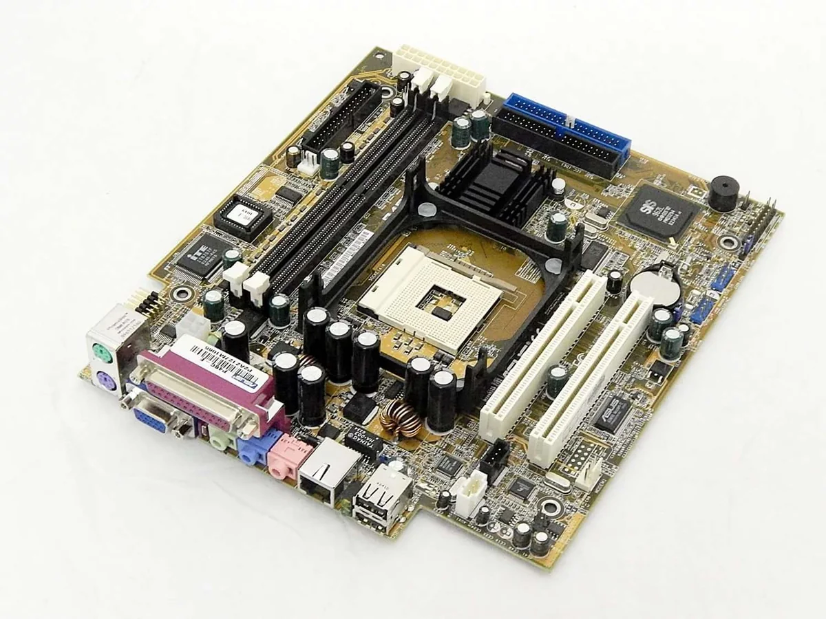 Материнские платы Pentium 4 и новее — внешний вид прибора